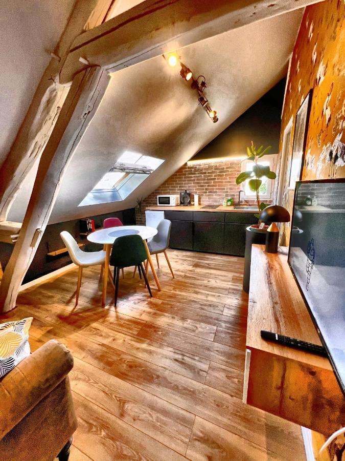 Appartement T2 Quartier Calme / Parking Gratuit Saint-Julien-les-Villas Bagian luar foto
